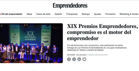 Recogida de Premio Revista Emprendedores con Nude